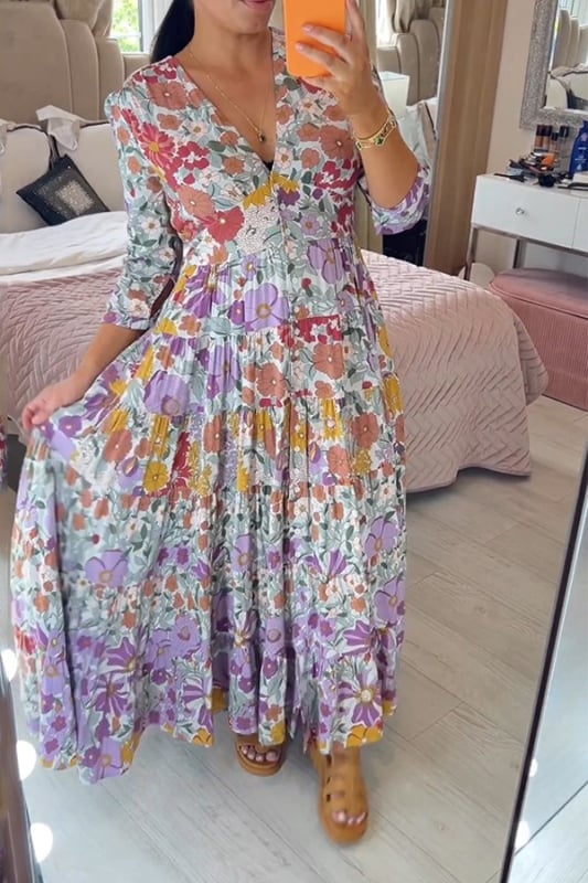 đ50 % de rĂ©duction sur les nouveaux produits d'automneđRobe longue dĂ©contractĂ©e Ă imprimĂ© floral et col en V avec ceinture