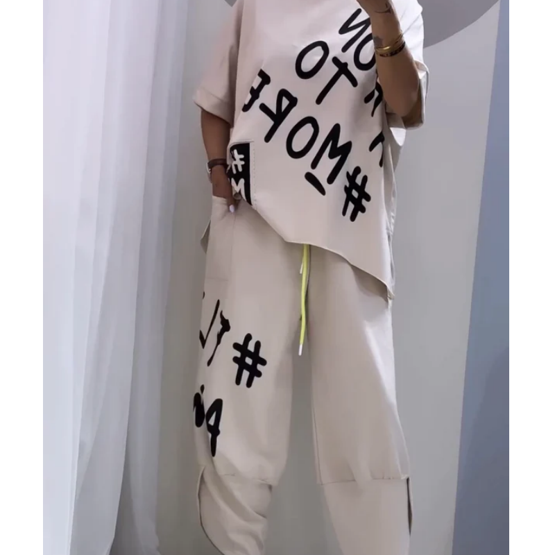 💞Nouveautés du début de l'été💞Costume deux pièces décontracté avec motif et encolure ronde(🔥53 % de réduction)