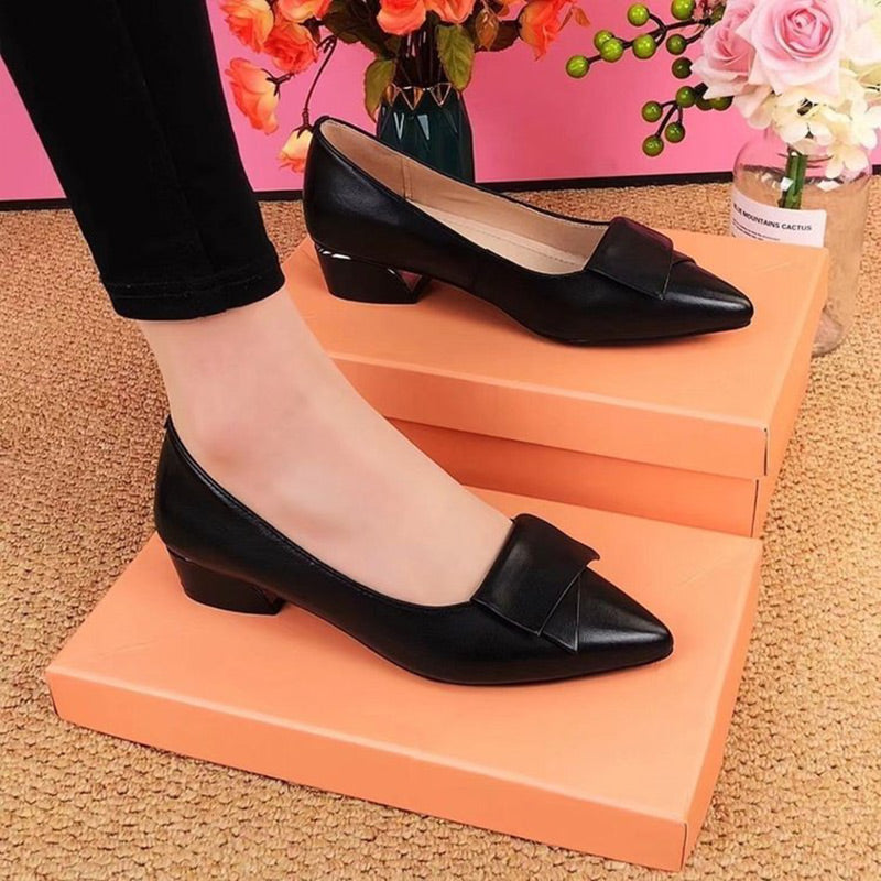 👠Promotion d'été🐂Talons hauts élégants en cuir de vache à talons bas pour femmes(🔥52 % de réduction)