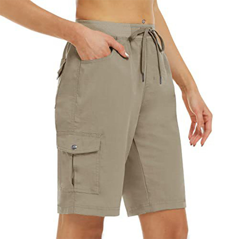 Short Cargo 🩳 — Doté de poches latérales et de poches cargo : Rangement spacieux + Sécurité antivol. Protection solaire UPF 50+ | Tissu à séchage rapide | Coupe décontractée avec cordon de serrage | Idéal pour la randonnée en plein air 🏞️