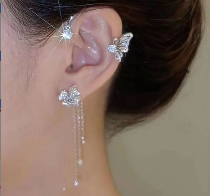 ✨Boucles d'oreilles élégantes en forme de papillon et de fleur avec glands