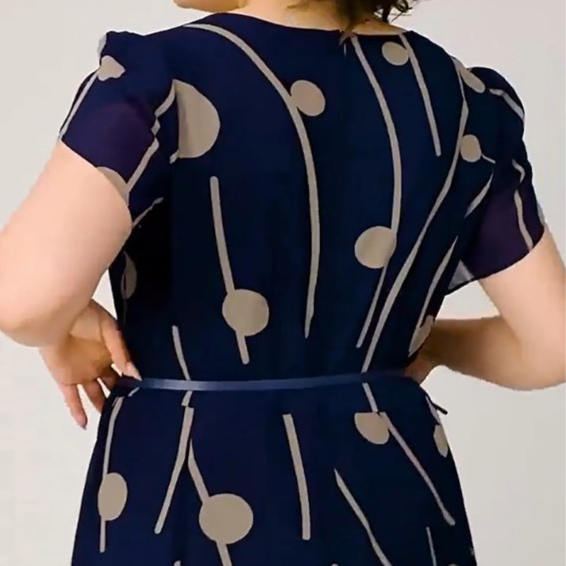 👗2025 Nouvelle conception✨️Robe à manches courtes en maille imprimée à pois