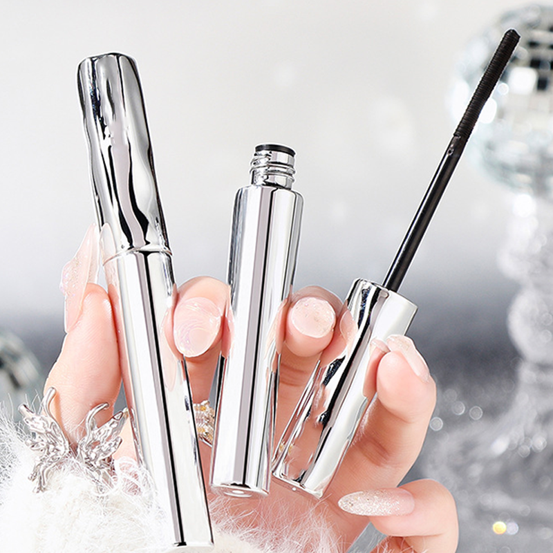 💄 ACHETEZ-EN 1, OBTENEZ-EN 1 GRATUITEMENT ! ✨ Mascara fibre waterproof - Longueur et courbure intenses grâce à des fibres enrichies pour un volume sans paquets toute la journée 🌟👁️
