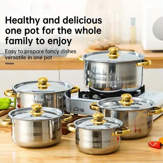 Batterie de cuisine 5 pièces 🍲 Tout le nécessaire pour mijoter, bouillir et faire sauter. Acier inoxydable épais, couvercle transparent, poignée dorée. Compatible avec tous types de plaques de cuisson 🔥