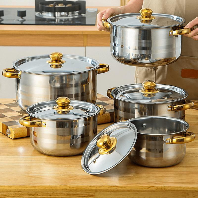Batterie de cuisine 5 pièces 🍲 Tout le nécessaire pour mijoter, bouillir et faire sauter. Acier inoxydable épais, couvercle transparent, poignée dorée. Compatible avec tous types de plaques de cuisson 🔥