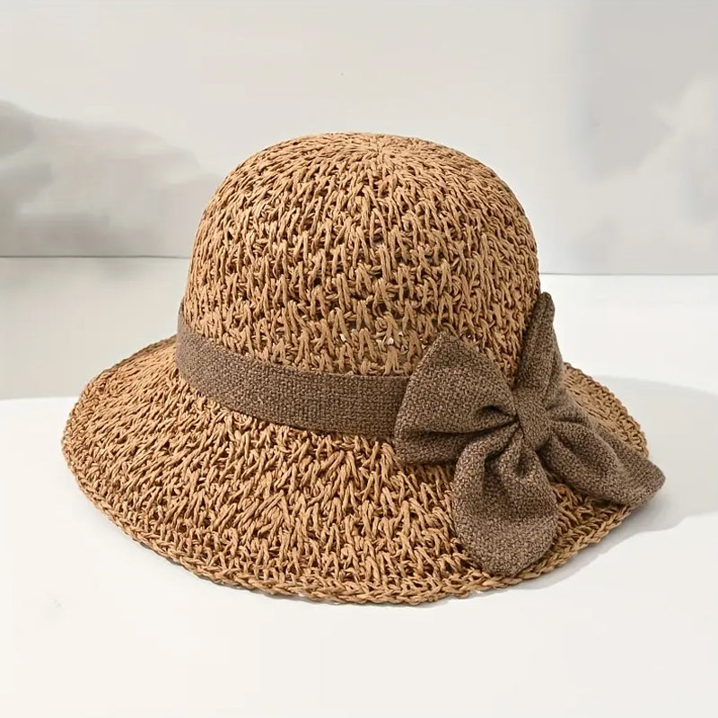 Chapeau de paille style français avec nœud 👒 — Tissage respirant, large bord ondulé, protection solaire et effet affinant pour le visage. Ajustable (ne s'envole pas !), pliable et facile à transporter 🌊