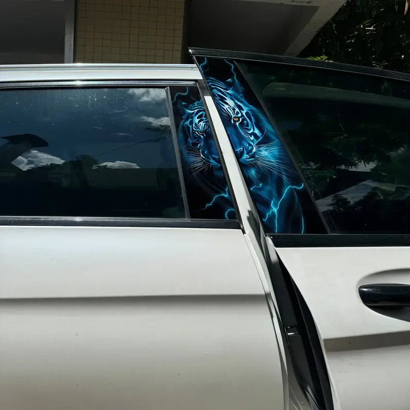 Protection anti-rayures pour montant B 🚗 Protège des rayures de clés + design haute définition + protection UV. Facile à poser soi-même, elle redonne un aspect neuf à votre voiture ! 🎨