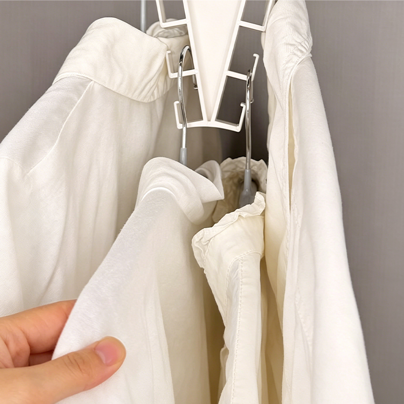 🏠 50 % de réduction !! 🧺 Rangement triangulaire – Idéal pour vêtements & accessoires ✨