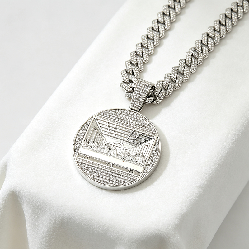 💎 Collier Chaîne Cubaine – Métal – Pendentif Statement Surdimensionné for Homme