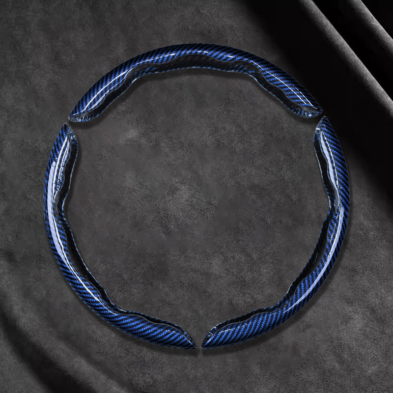 🏎️ 50% RABATT! 🎮 Universellt rattöverdrag i kolfiber – ergonomisk fjärilsdesign, halkskyddad och snabbmonterad – för bättre grepp och kontroll 🏁